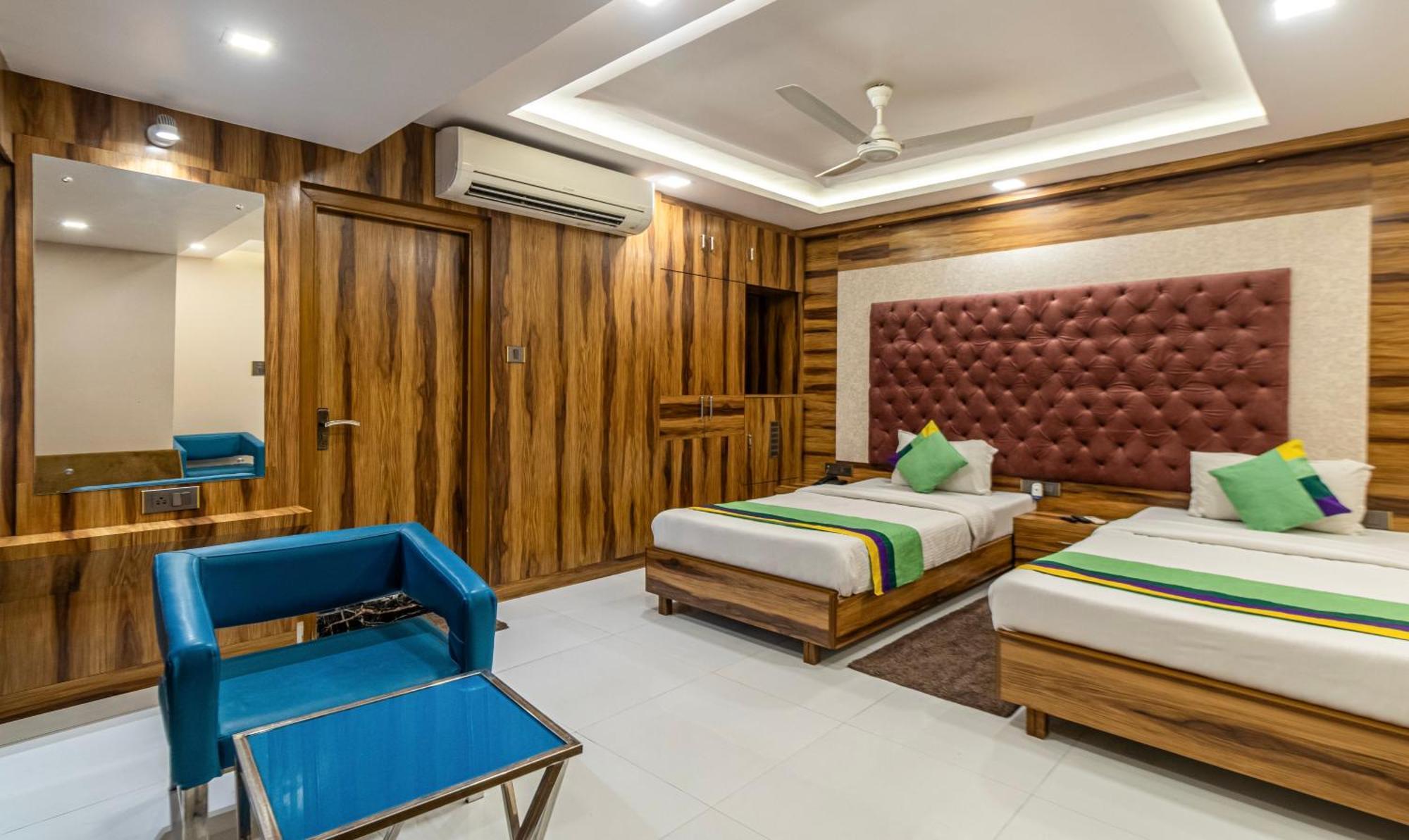 Hotel Orion Crystal Колката Екстериор снимка