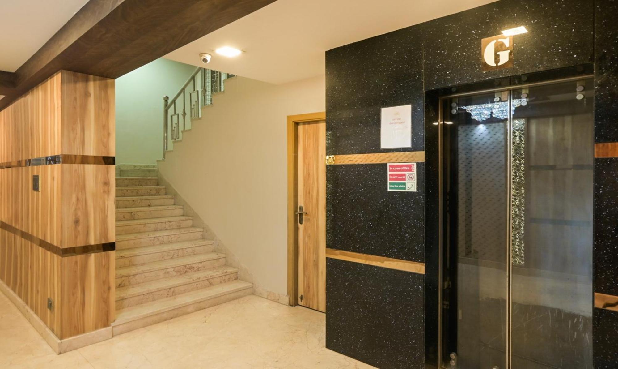 Hotel Orion Crystal Колката Екстериор снимка